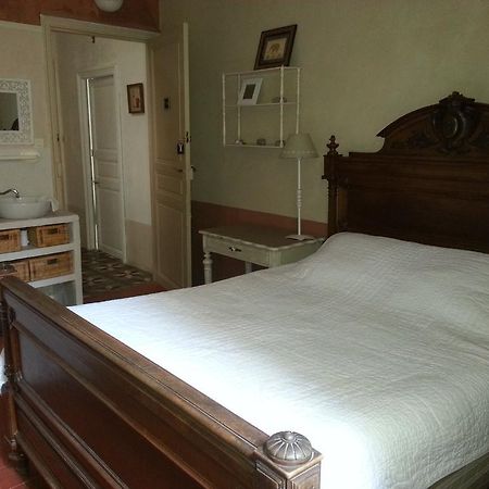 Le Patio Des Cigales Panzió Roquefort-des-Corbières Szoba fotó