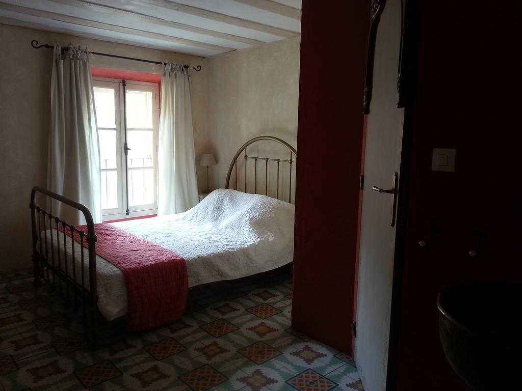 Le Patio Des Cigales Panzió Roquefort-des-Corbières Szoba fotó